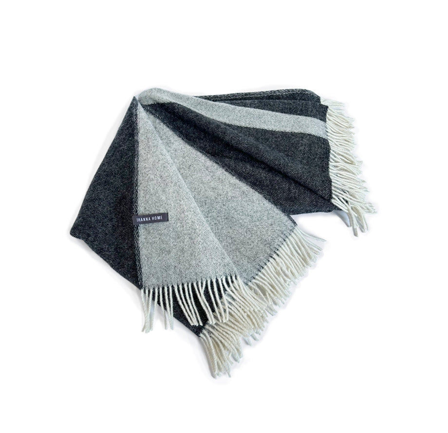 Arfur Ullarteppi svart / hvítt