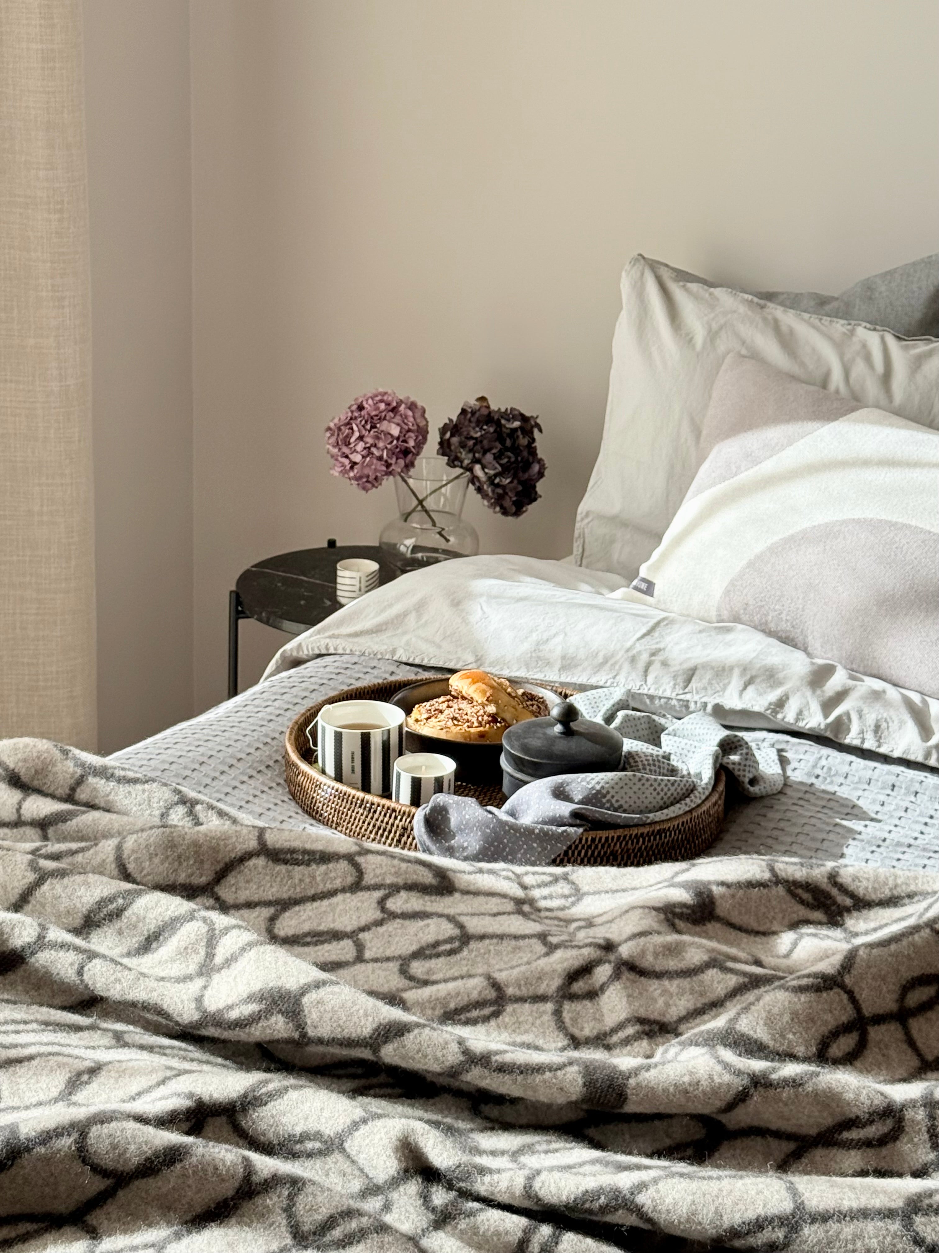 Loops Ullarteppi grátt/beige