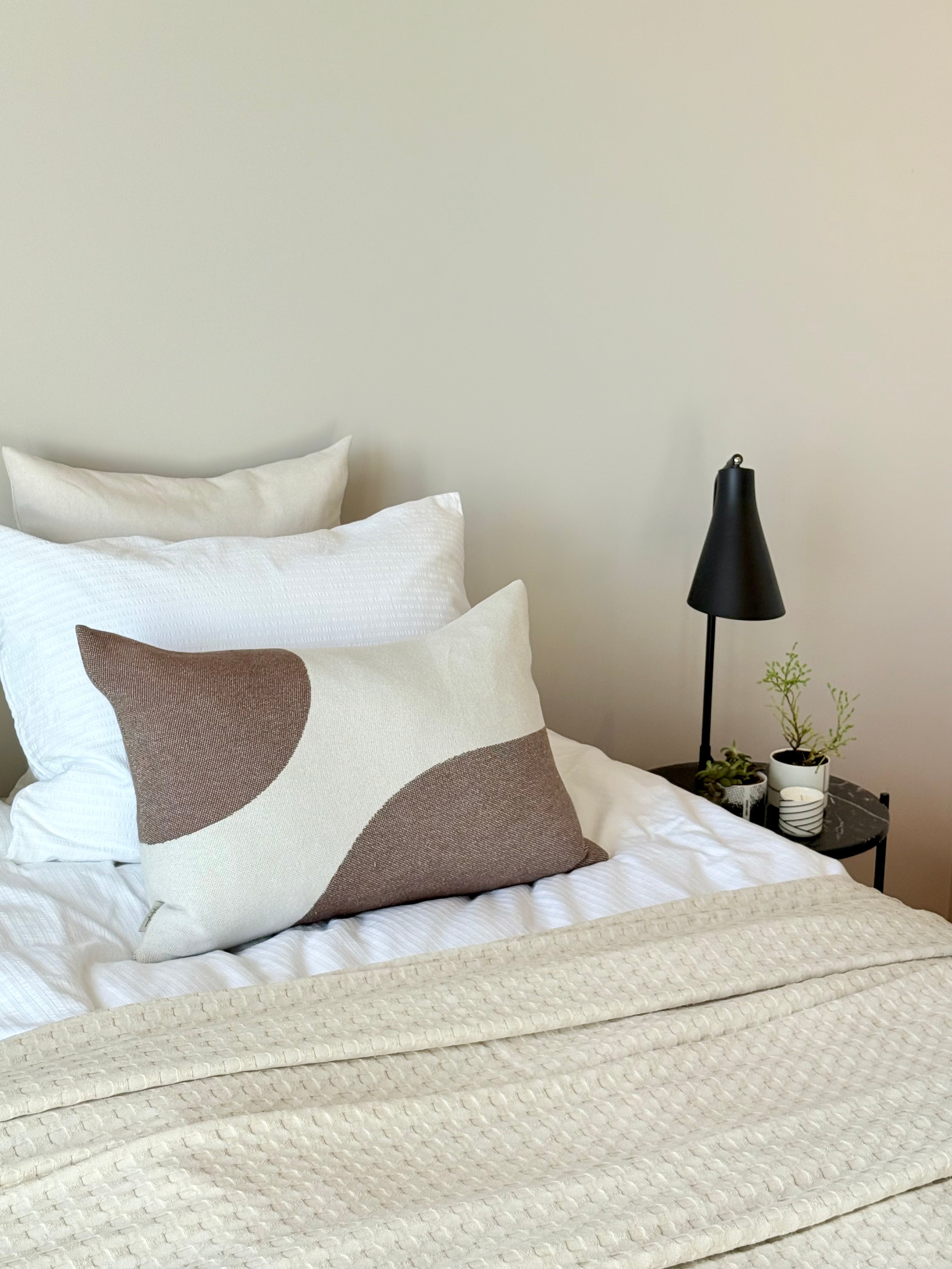 Bogar cushion grey / natur