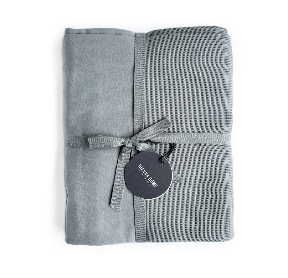 Stígur borðdúkur grár